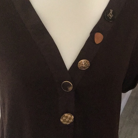 Soft Surroundings S/S brown v-neck top. NWOT SZ M - Picture 2 of 7